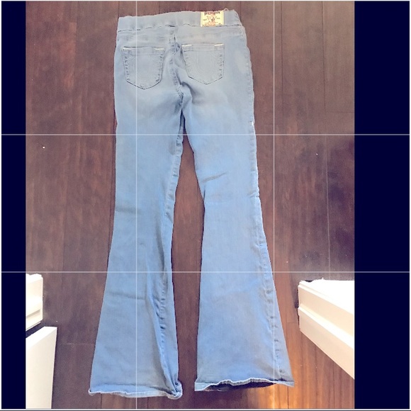 True Religion Bell Bottom Jeans - Picture 3 of 3